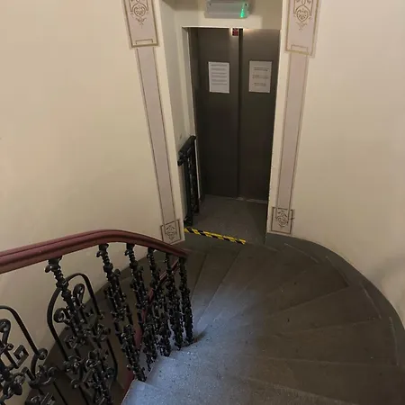 شقة Tyrsova Centre *