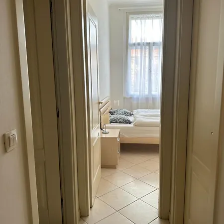 Tyrsova Centre Daire *