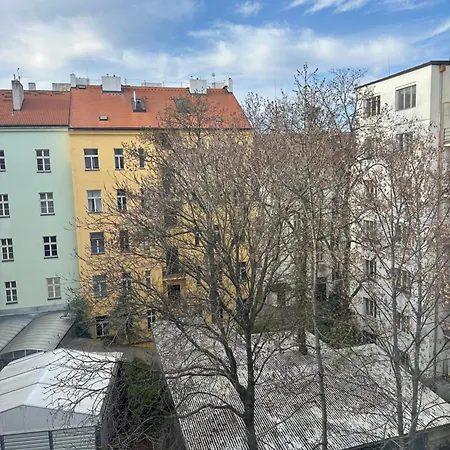 Daire Tyrsova Centre Prag