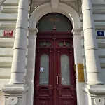 Tyrsova Centre * Prague