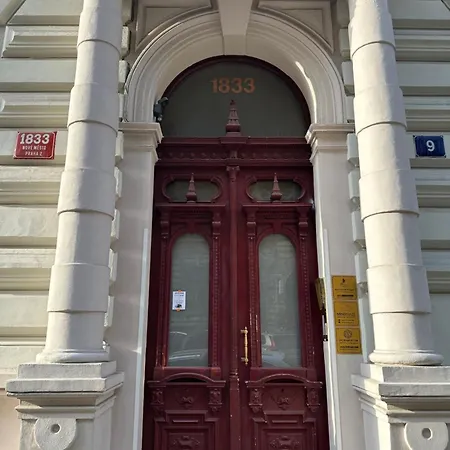 Tyrsova Centre * Praga