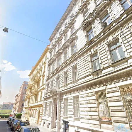 Appartamento Tyrsova Centre Praga